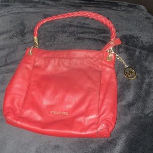 PRE LOVED Michael Kors red handbag w/gold hardware in GREAT CONDITION!!!